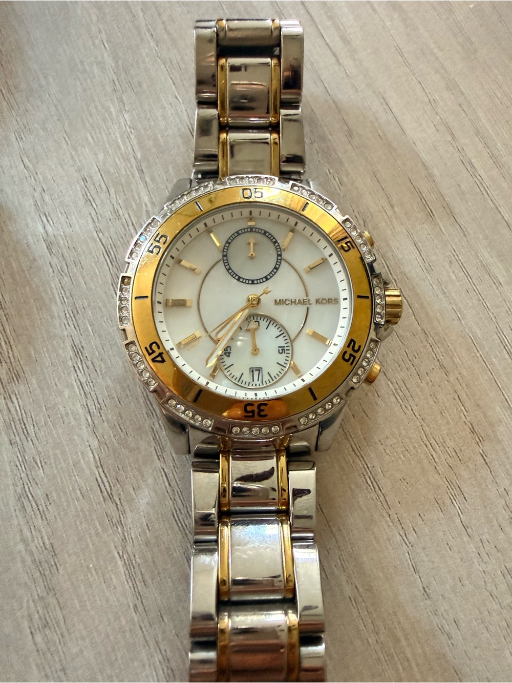 Michael Kors watch collection! Brown Leather & Two-Tone Gold/Silver Watch Trio - Picture 5 of 8